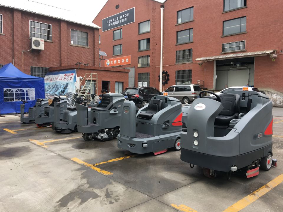 甘孜洗地車(chē)