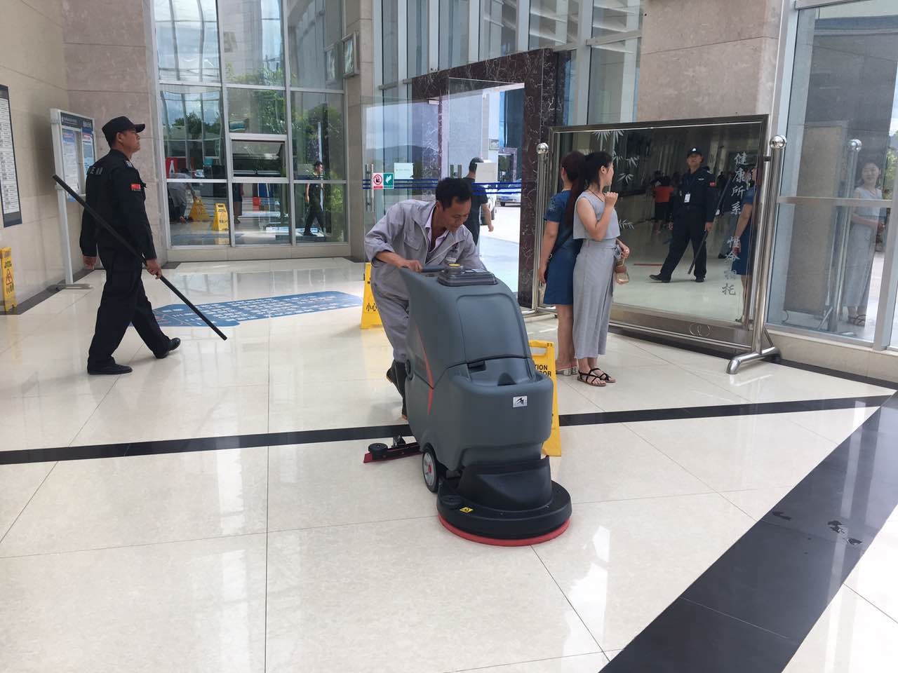 天水洗地機(jī)