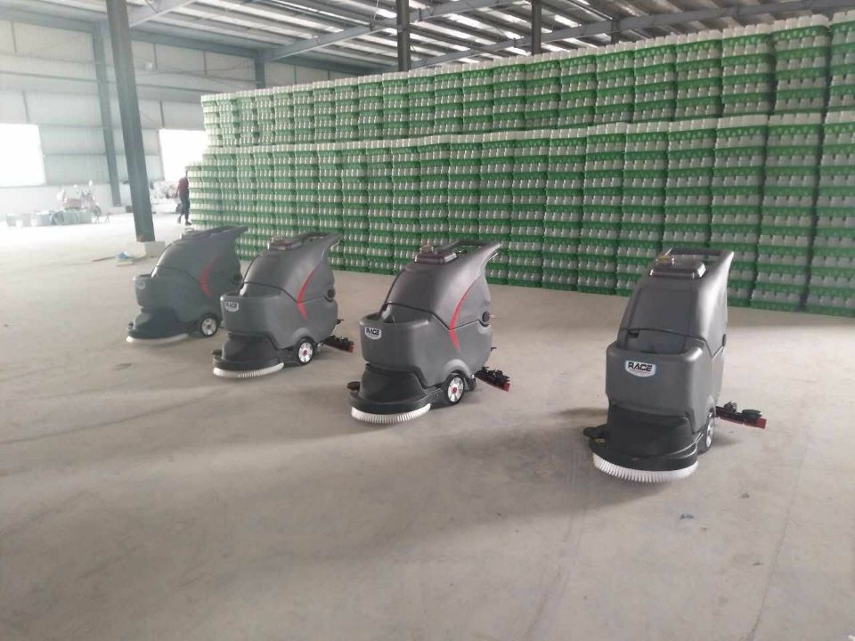 電瓶洗地機(jī)