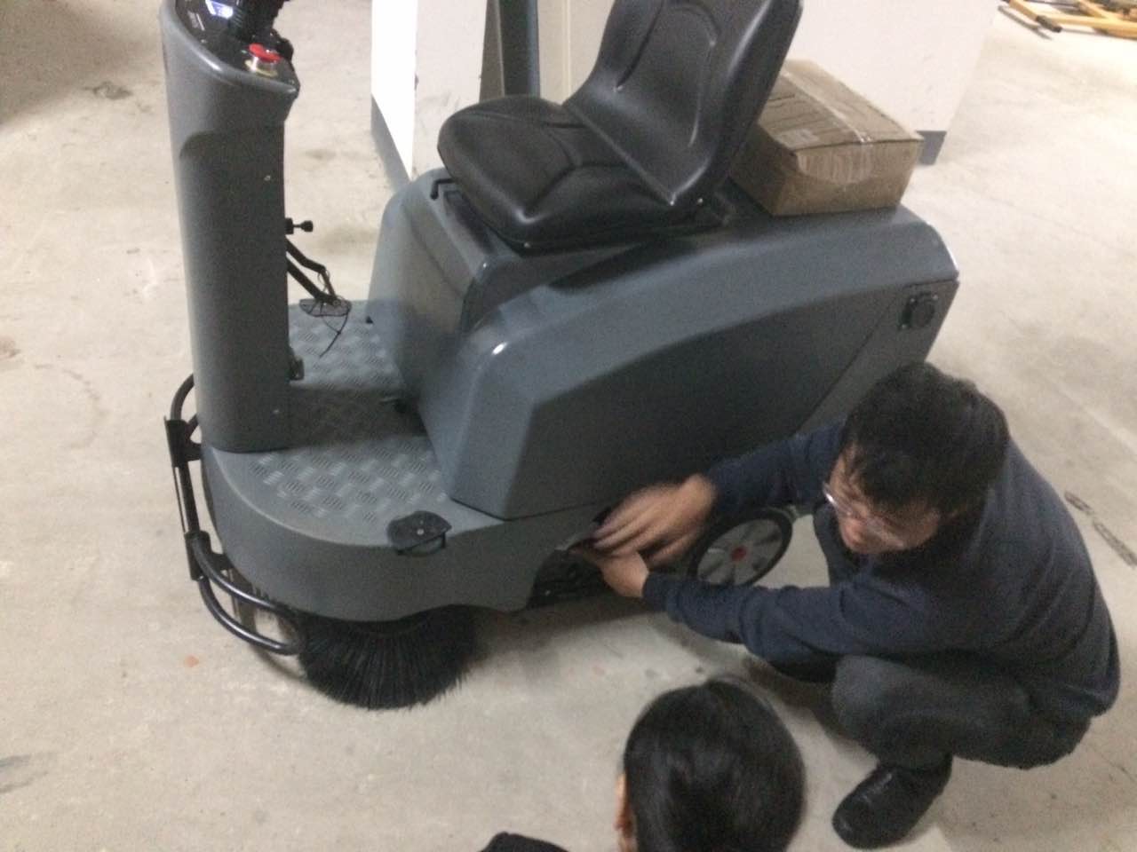 合肥掃地機(jī)重要的部位常規(guī)檢查