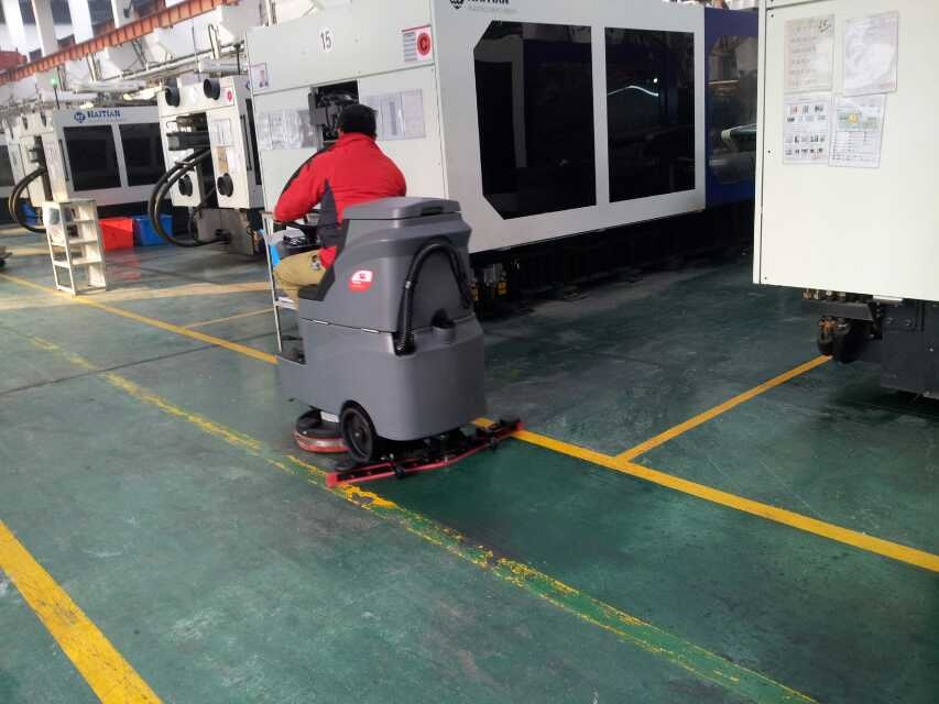 洗地機(jī)使用的主要注意事項(xiàng)都有哪些？